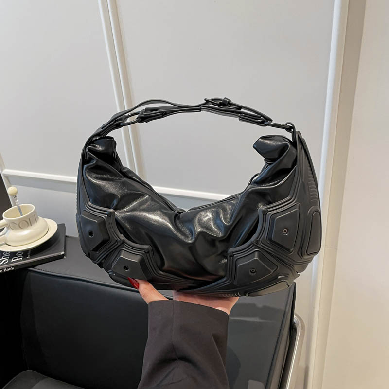 حقيبة كتف نسائية عصرية على شكل - مراجعة Women Bags 2026 Trends وسعره