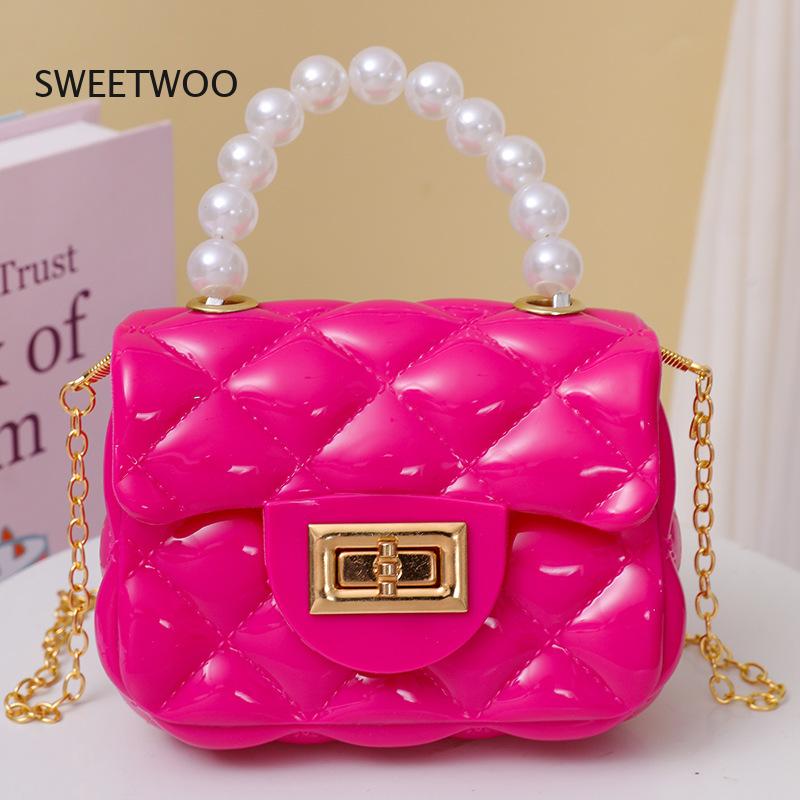 حقيبة كتف صغيرة من الجيلي لعام - مراجعة Women Bags 2026 Trends وسعره