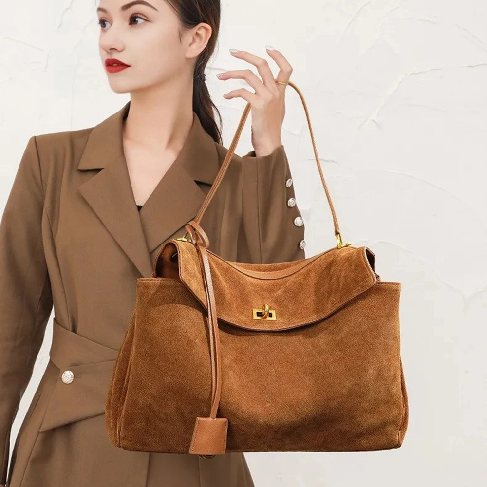 حقيبة نسائية من الجلد الطبيعي  - مراجعة Women Bags On Sale وسعره