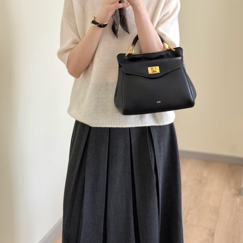 حقيبة كروس بودي نسائية لوسيا ب - مراجعة Women Bags 2026 Trends وسعره