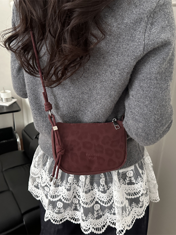 حقيبة كتف عصرية غير لامعة، حقي - مراجعة Women'S Young Bags وسعره