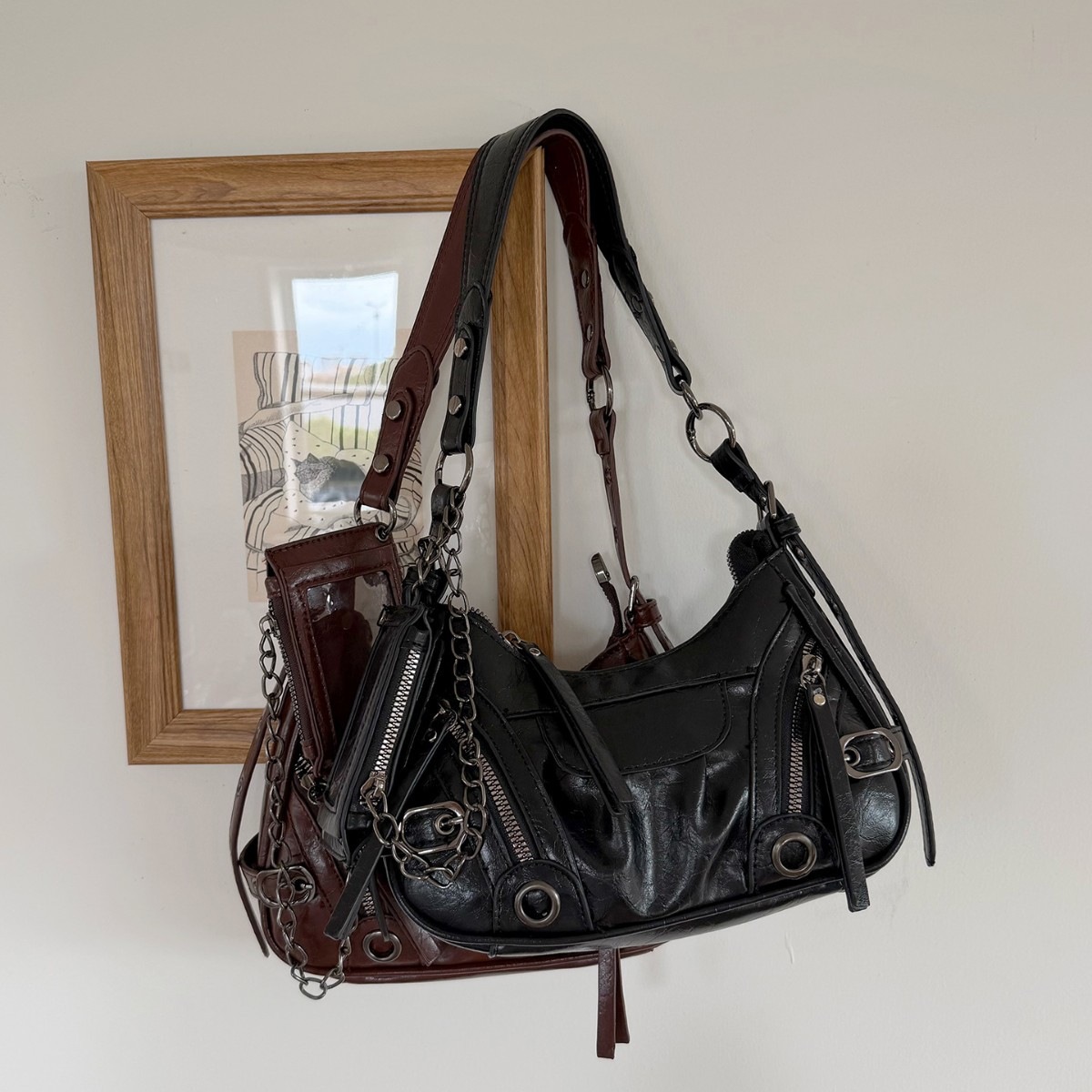 حقائب كروس بودي صغيرة من CGCBA - مراجعة Women Bags On Sale وسعره