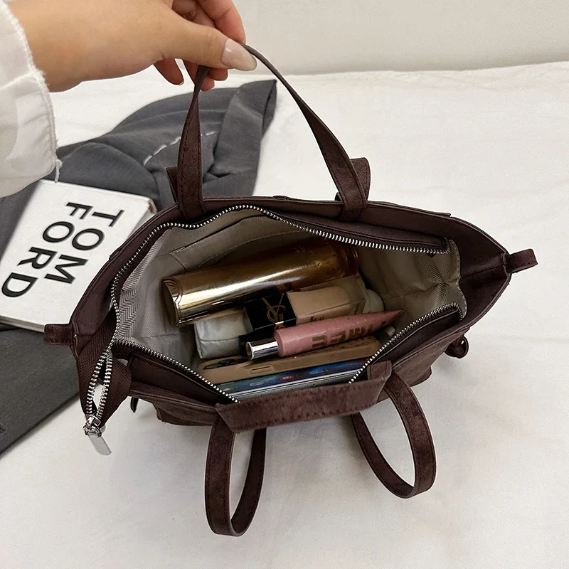 ضوء فاخر الصلبة بولي Hasp غلق  - مراجعة Women Bags On Sale وسعره