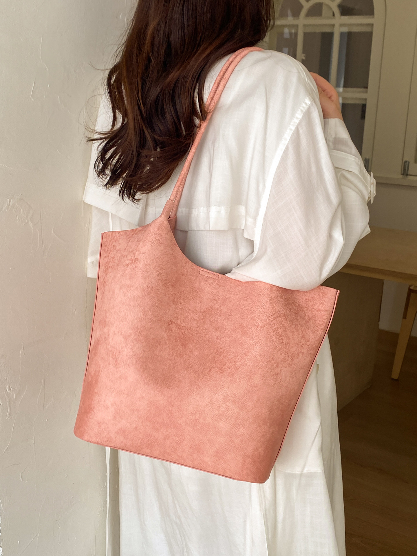 حقائب نسائية جديدة بكتف واحد ب - مراجعة Women Bags 2026 Trends وسعره